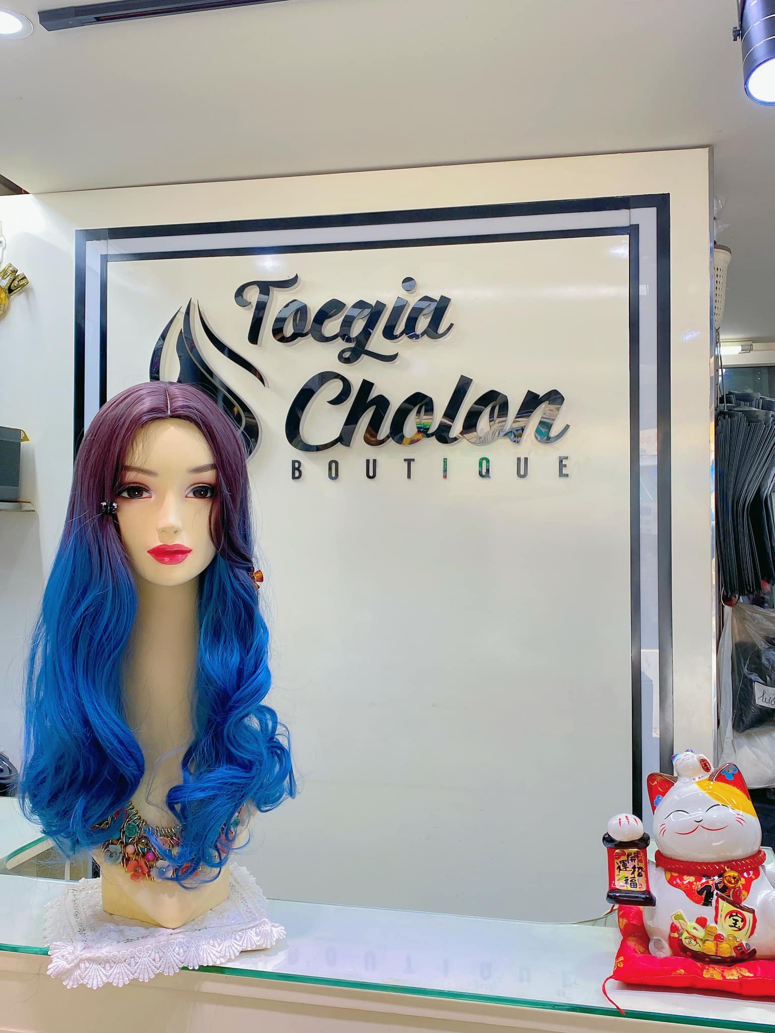 Bí quyết chọn mua tóc giả uốn phù hợp với khuôn mặt